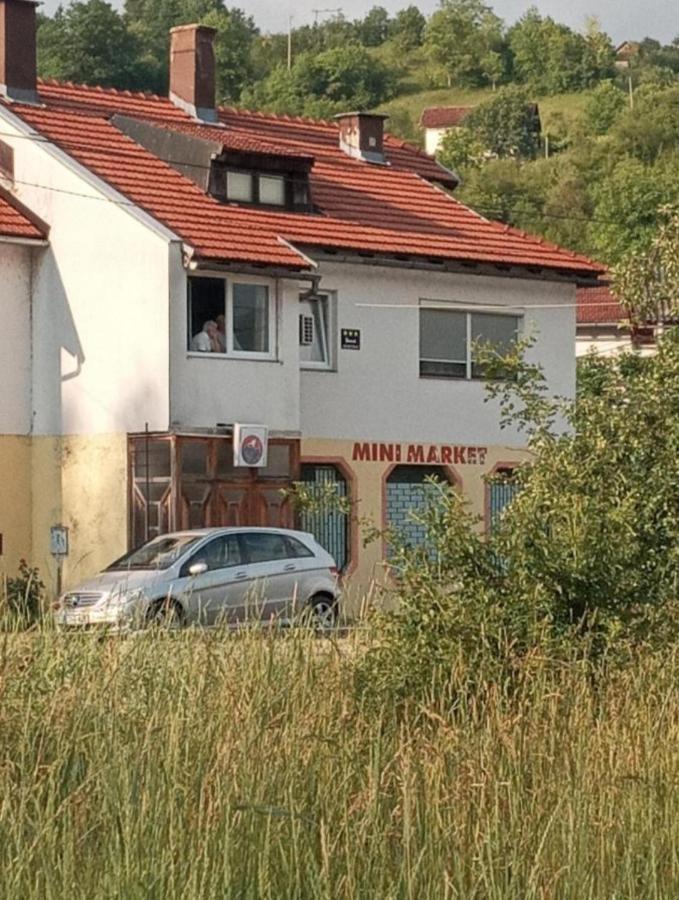 Apartments Bozena Яйце Экстерьер фото