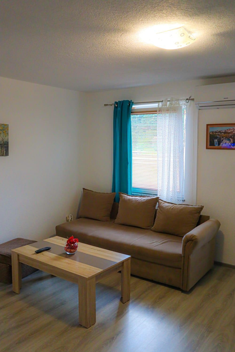Apartments Bozena Яйце Экстерьер фото